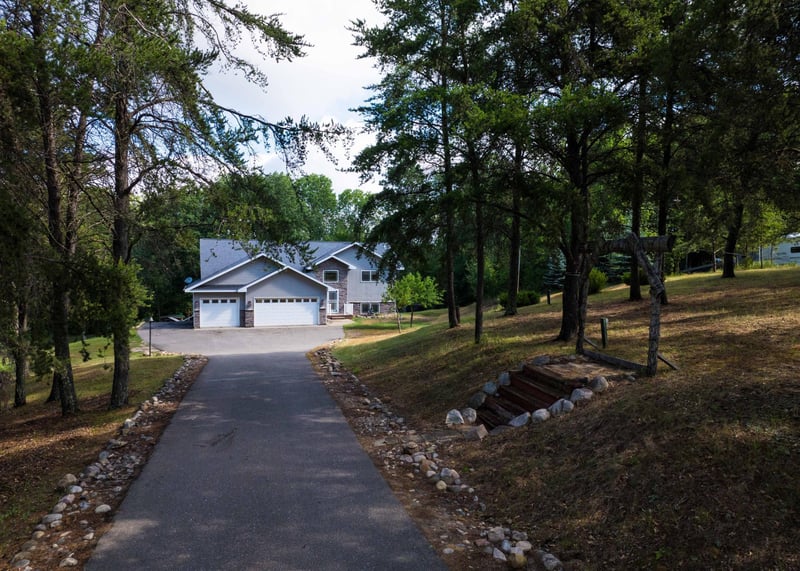 7232 Dove St, Pequot Lakes, MN 56472