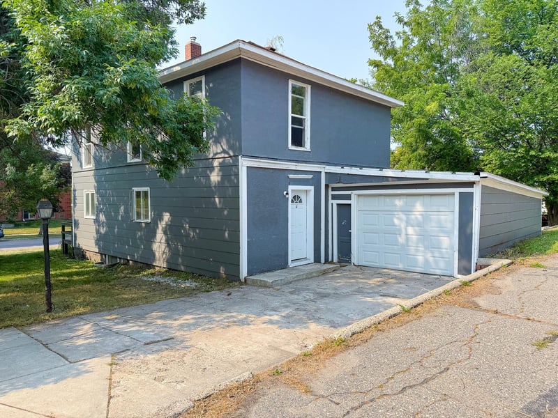 127 E Summit Ave, Fergus Falls, MN 56537