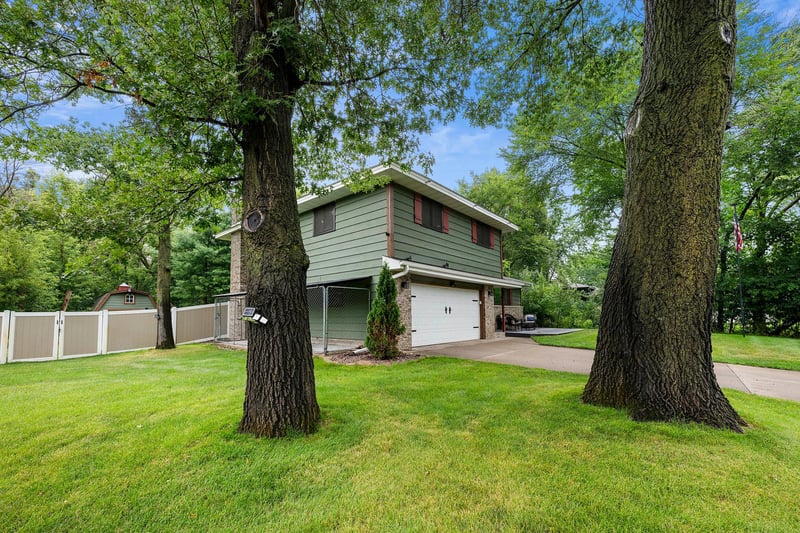 14940 Juniper Ridge Dr NW, Anoka, MN 55303
