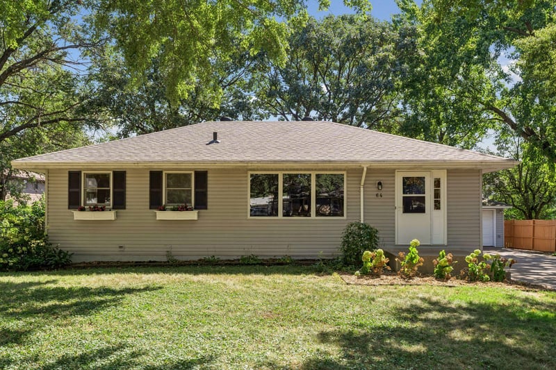 64 99th Ave NW, Coon Rapids, MN 55448