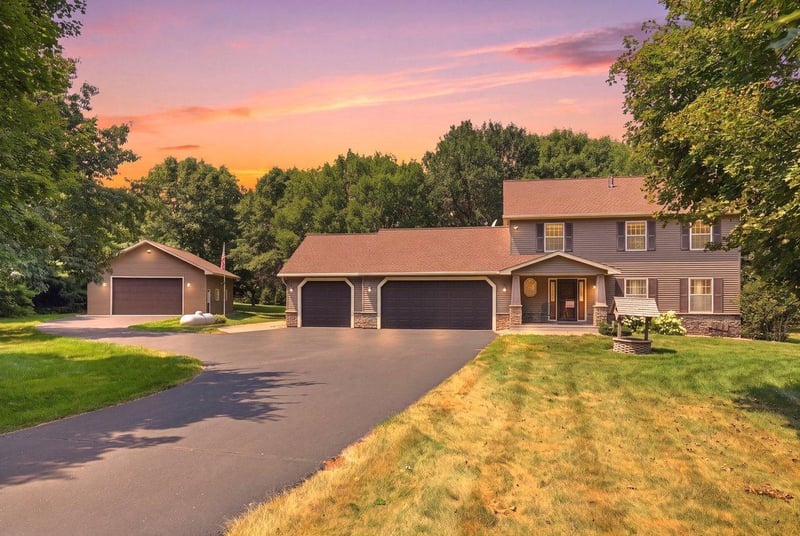 N8773 1090th St, River Falls, WI 54022