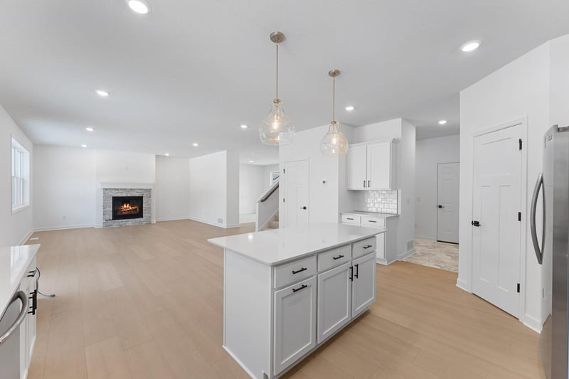7967 Upper 41st St N, Oakdale, MN 55128