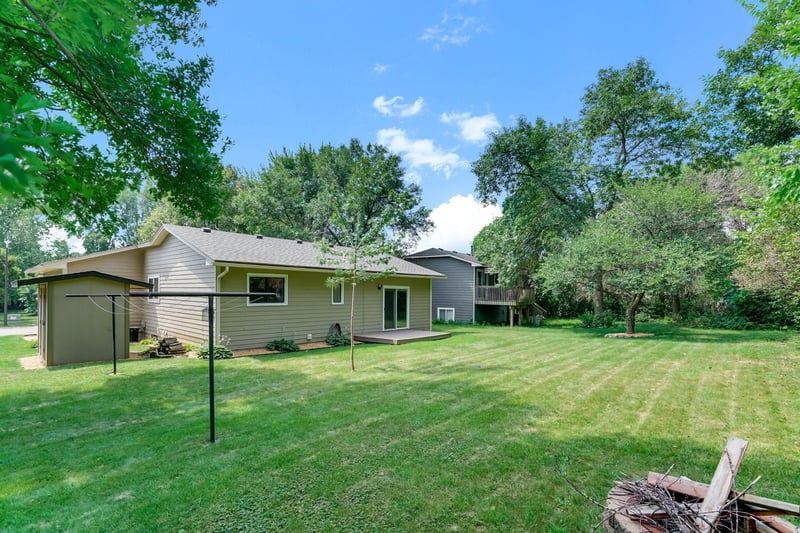 2781 Oakview Ln, Monticello, MN 55362