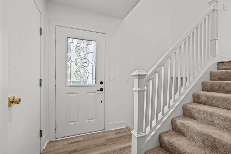 1599 Lancaster Ln, Eagan, MN 55122