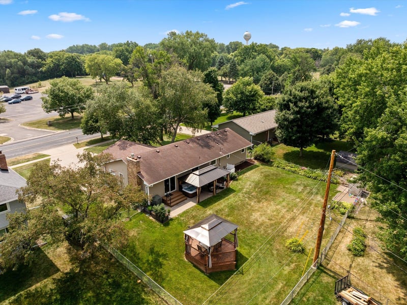 2682 5th St NW, New Brighton, MN 55112