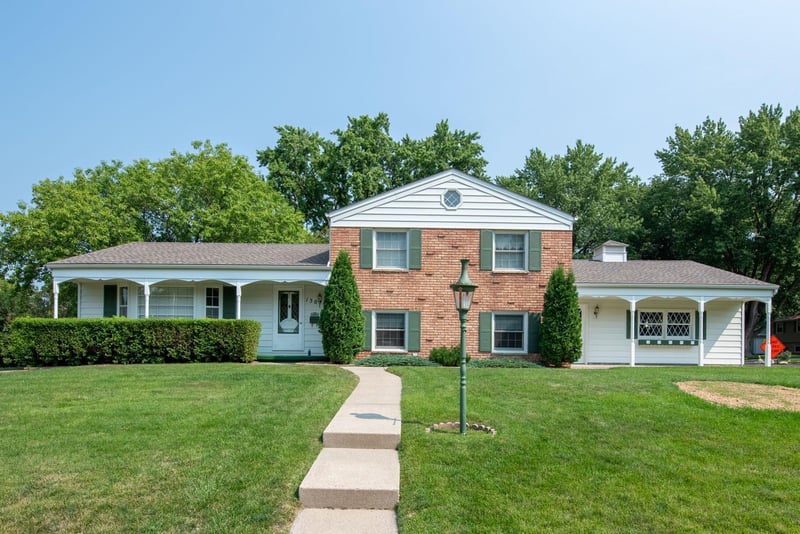 130 Atwood Dr, Mankato, MN 56001
