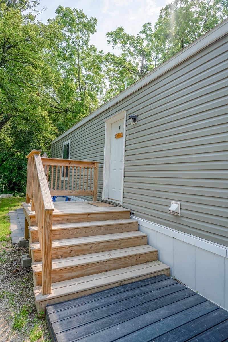 8170 North Shore Dr, Spicer, MN 56288