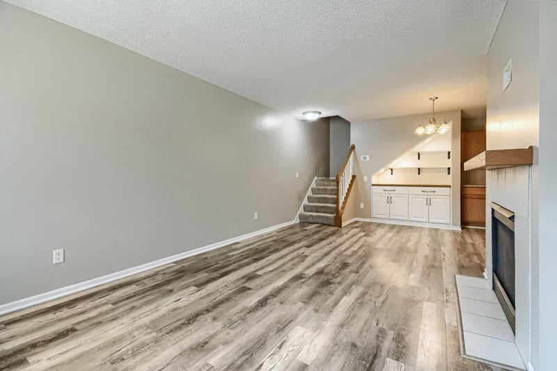 2575 Yellowstone Dr #54, Hastings, MN 55033