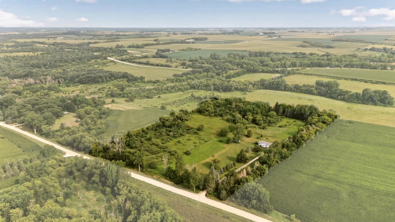 9543 20th St SE, Eyota, MN 55934