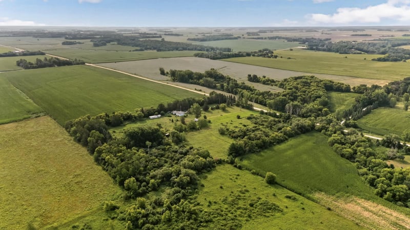 9543 20th St SE, Eyota, MN 55934