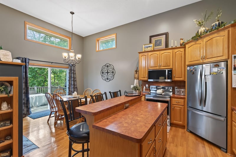 401 Orleans Ct N, Champlin, MN 55316
