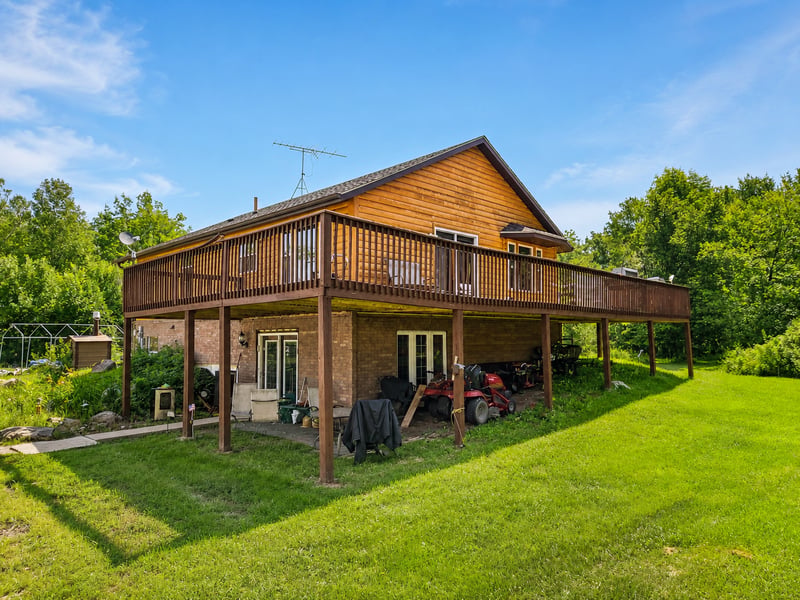 2462 Falcon St, Mora, MN 55051