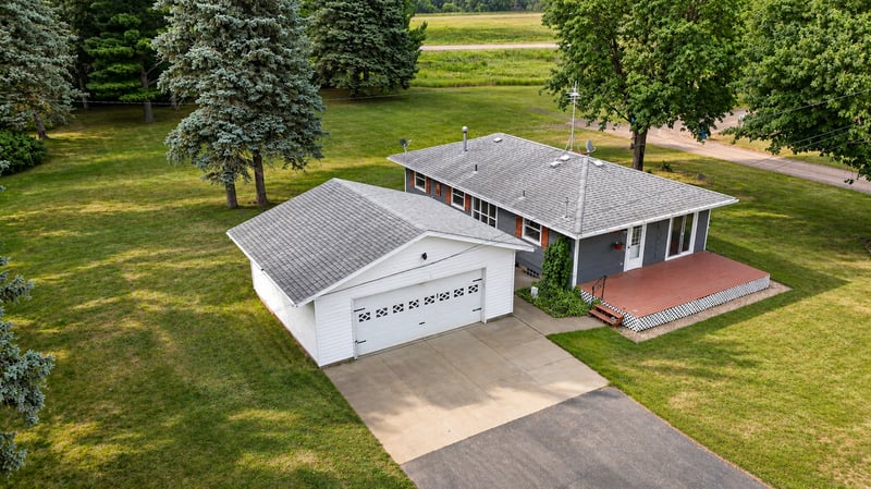 2311 334th Ln NE, Cambridge, MN 55008