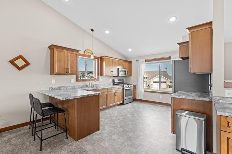 4300 Genevieve Pl NW, Rochester, MN 55901