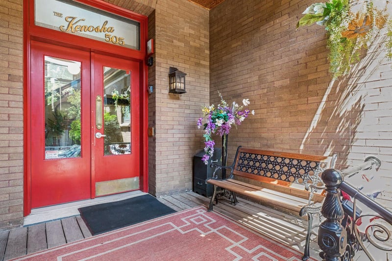 505 Selby Ave #11, Saint Paul, MN 55102