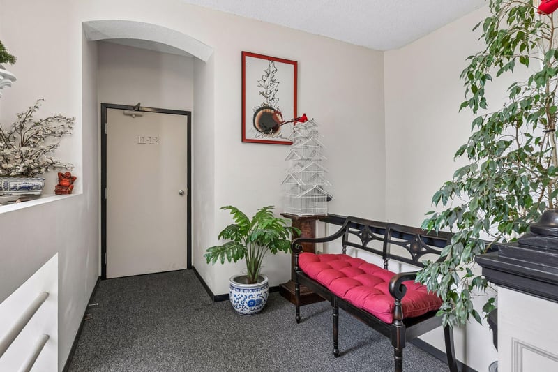 505 Selby Ave #11, Saint Paul, MN 55102