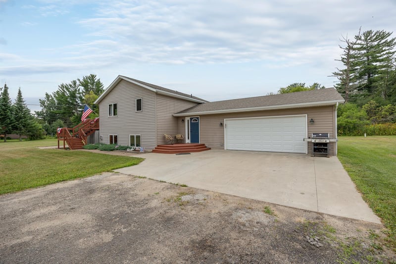 307 Colleen St SE, Remer, MN 56672