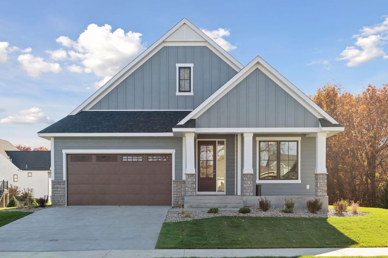 1907 Brookeview Ct, Carver, MN 55315