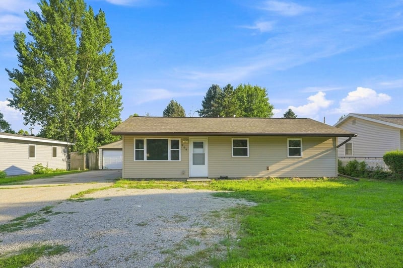 208 2nd St NW, Byron, MN 55920