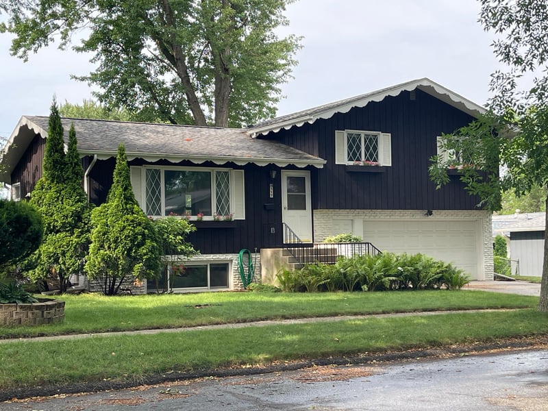 517 26th St NW, Rochester, MN 55901