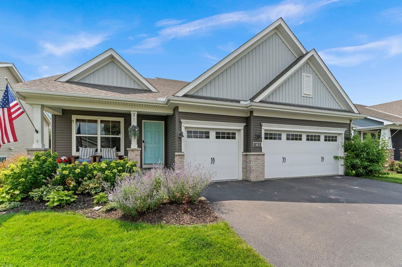13835 Adelle Ave, Rosemount, MN 55068