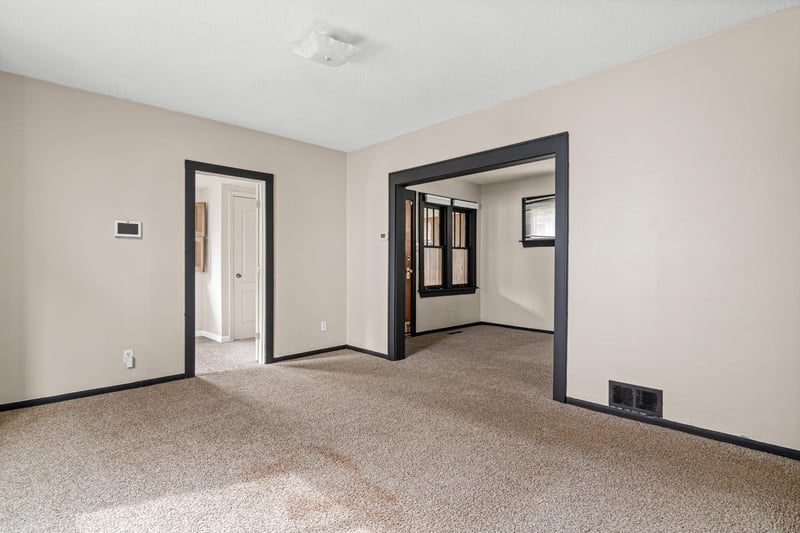 971 Lawson Ave E, Saint Paul, MN 55106