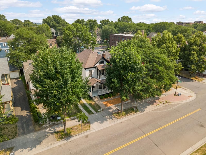 449 Selby Ave, Saint Paul, MN 55102