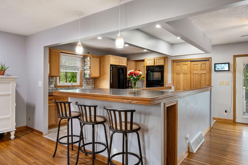 5836 Jefferson St NE, Fridley, MN 55432