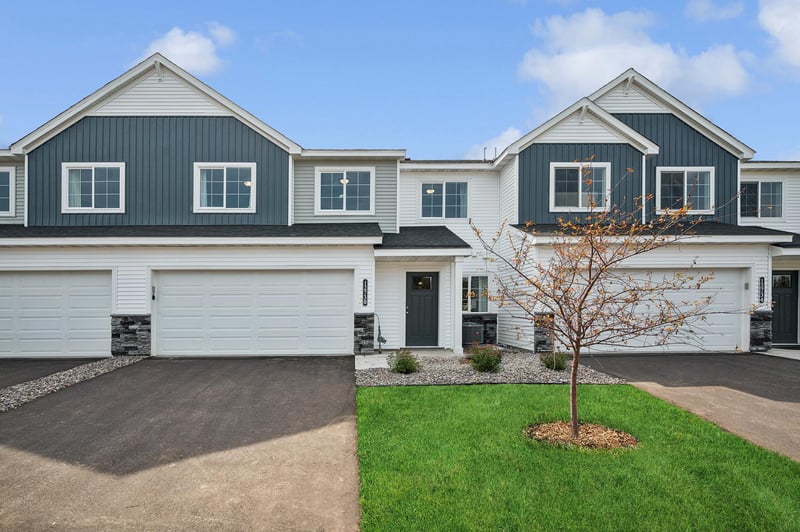 2018 Apple Ln, Montrose, MN 55363