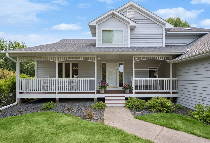 14180 Dehnsfield Rd, Rogers, MN 55374