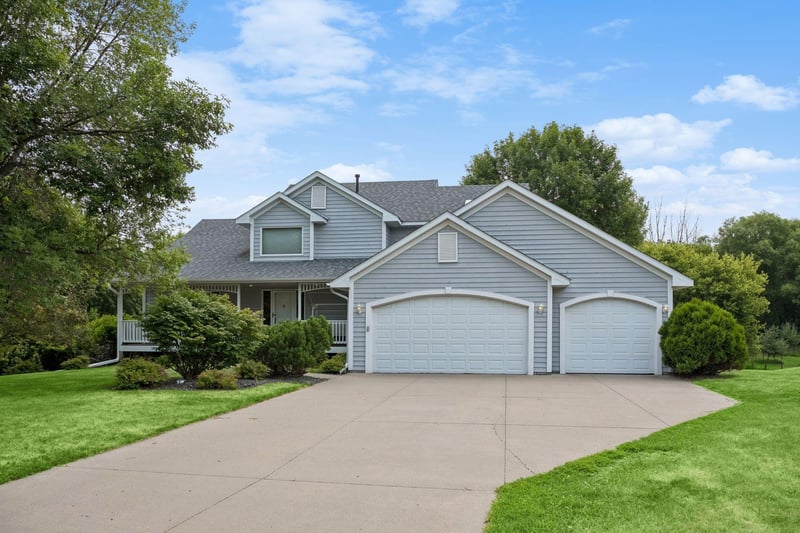 14180 Dehnsfield Rd, Rogers, MN 55374