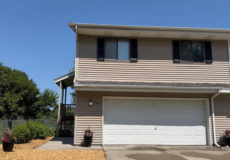 7803 Upper 167th St W, Lakeville, MN 55044