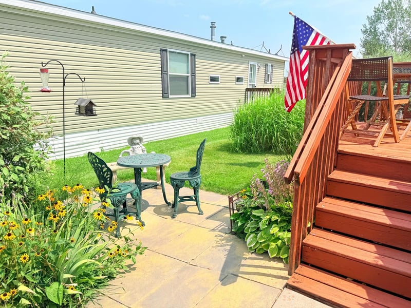 2204 Mockingbird Pl NW, Stewartville, MN 55976