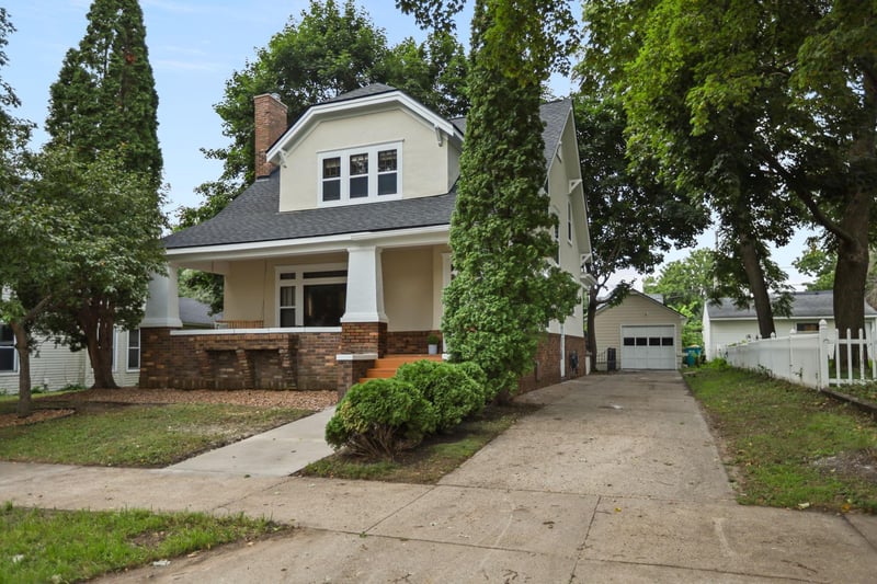 227 E Pearl St, Owatonna, MN 55060