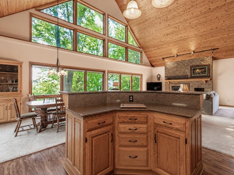 41748 E Shore Dr, Kilkenny, MN 56052