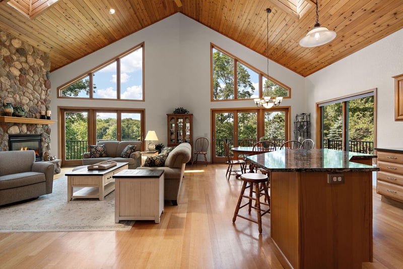 1383A Bay View Dr, Saint Croix Falls, WI 54024