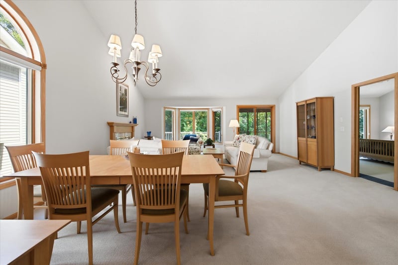 11137 Wyoming Rd S, Bloomington, MN 55438