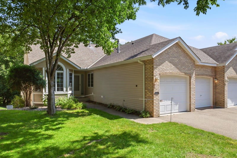 11137 Wyoming Rd S, Bloomington, MN 55438
