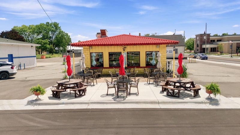 5986 Main Ave NE, Albertville, MN 55301