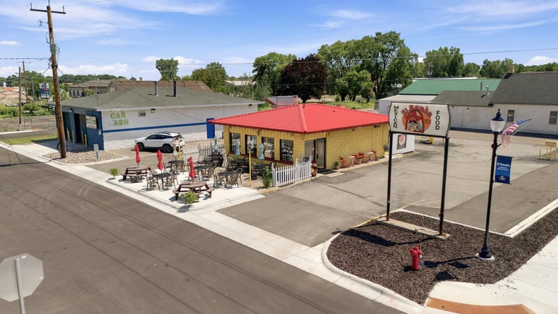5986 Main Ave NE, Albertville, MN 55301