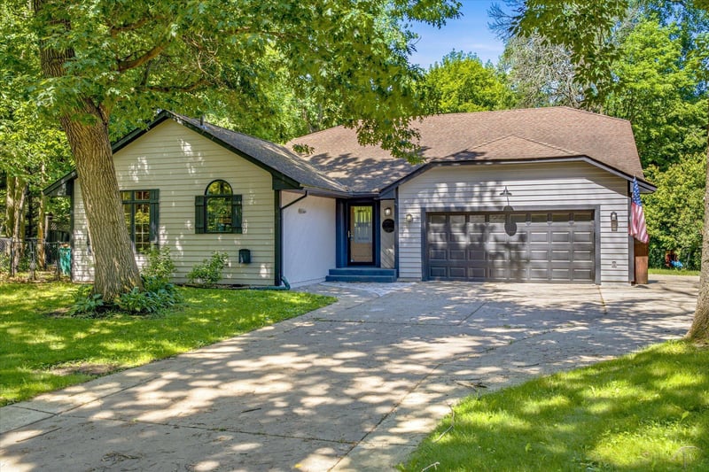 4785 Mayelin Ave NE, Saint Michael, MN 55376