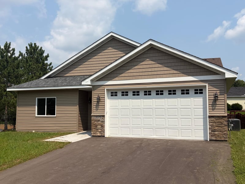2075 Langston Ln NE, Saint Michael, MN 55376