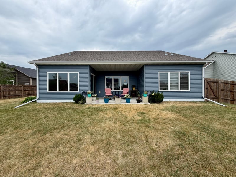 406 13th St NE, Dilworth, MN 56529