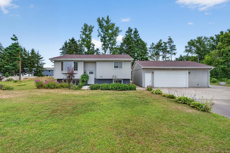 1969 Birch St, Lino Lakes, MN 55038