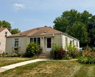 2620 York Ave N, Robbinsdale, MN 55422