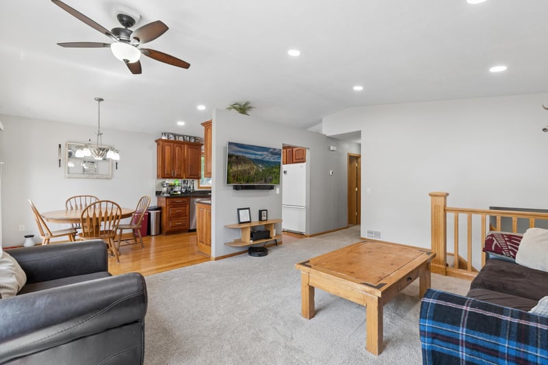 11481 99th Pl N, Maple Grove, MN 55369