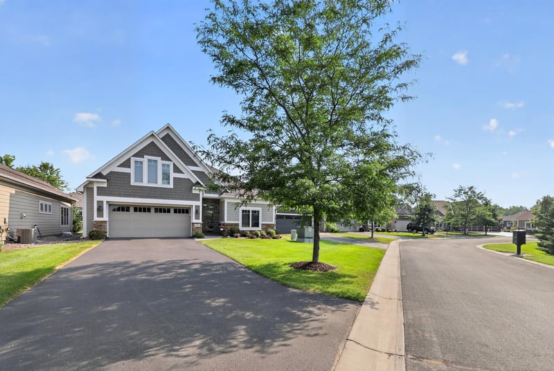 8776 Upper 7th Pl, Lake Elmo, MN 55042