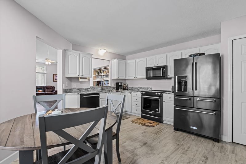 9300 Prairieview Trl N, Champlin, MN 55316