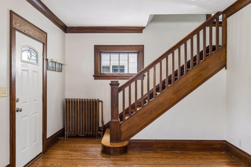611 Pascal St N, Saint Paul, MN 55104