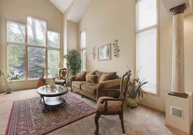 8217 W 93rd Street Cir, Bloomington, MN 55438